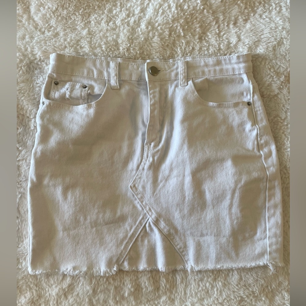 Amazon White Denim Mini Skirt Size Medium